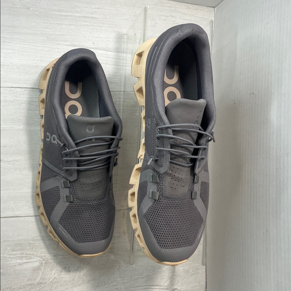 On Running women’s Charcoal and Beige Sneakers - Picture 4 of 14